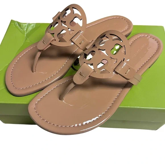 Tory Burch Women’s Miller Sandals Patent Leather Size 7 US - Picture 4 of 13